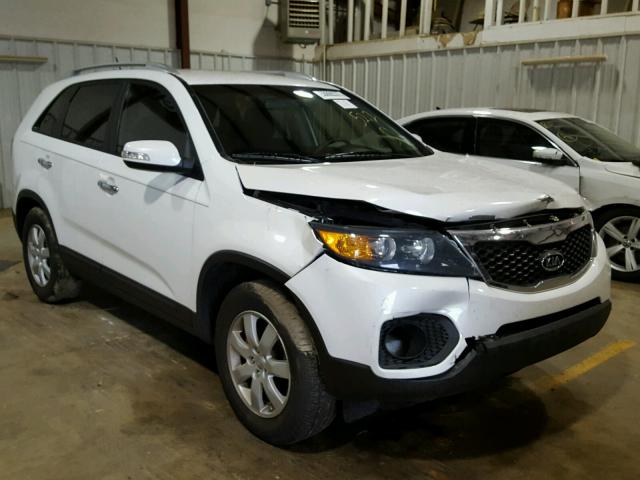 5XYKT3A60DG345212 - 2013 KIA SORENTO LX WHITE photo 1