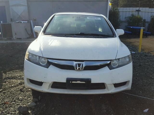 1HGFA46509L000384 - 2009 HONDA CIVIC GX WHITE photo 9