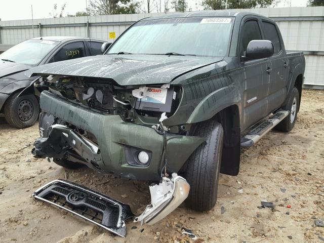 5TFJU4GNXDX042870 - 2013 TOYOTA TACOMA DOU GREEN photo 2