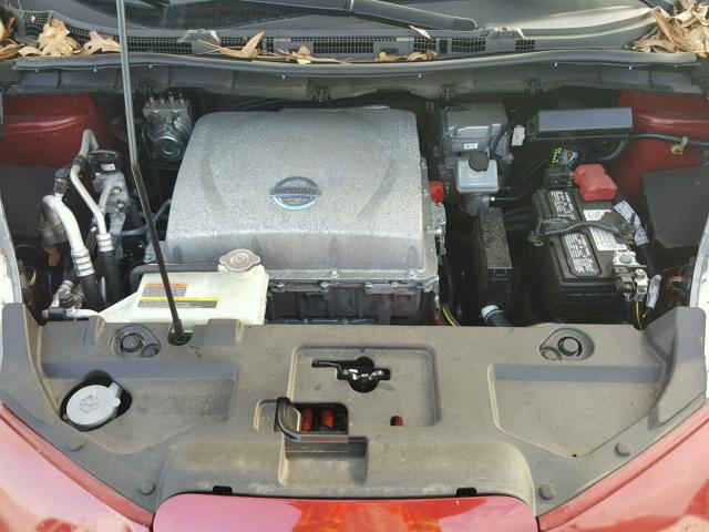 1N4AZ0CP5DC420320 - 2013 NISSAN LEAF S RED photo 7