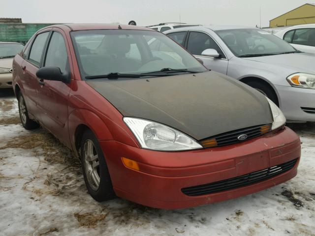 1FAFP34P9YW147155 - 2000 FORD FOCUS SE RED photo 1