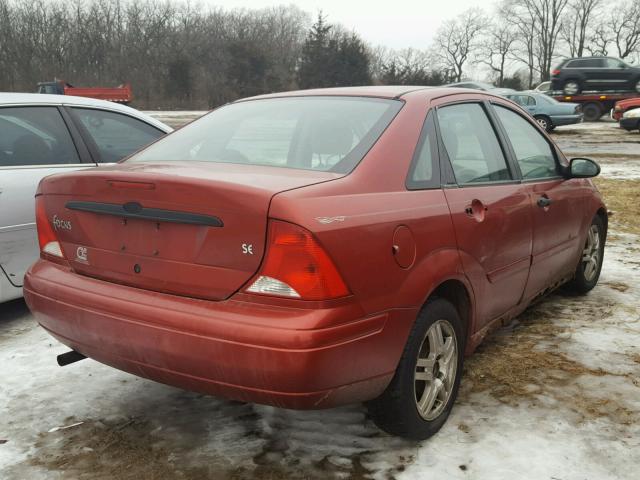 1FAFP34P9YW147155 - 2000 FORD FOCUS SE RED photo 4