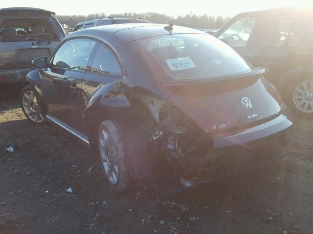 3VWVA7AT6DM655932 - 2013 VOLKSWAGEN BEETLE TUR BLACK photo 3