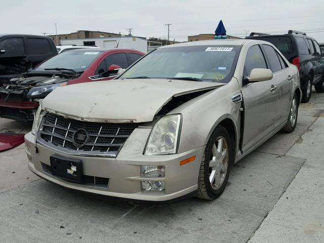 1G6DW67V880120003 - 2008 CADILLAC STS GOLD photo 2