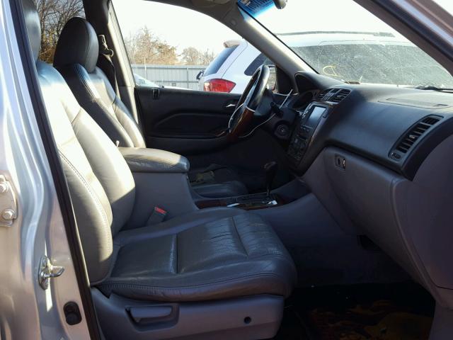 2HNYD18214H553593 - 2004 ACURA MDX SILVER photo 5