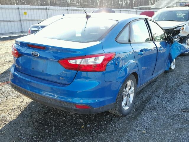 1FADP3F25EL146946 - 2014 FORD FOCUS SE BLUE photo 4