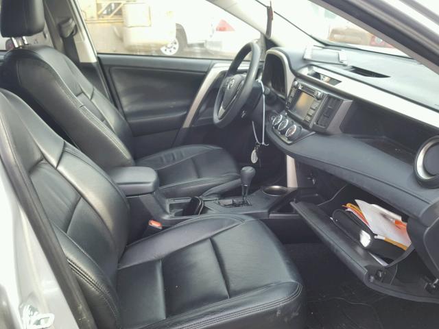 JTMBFREV4ED074537 - 2014 TOYOTA RAV4 LE Gümüş foto 5