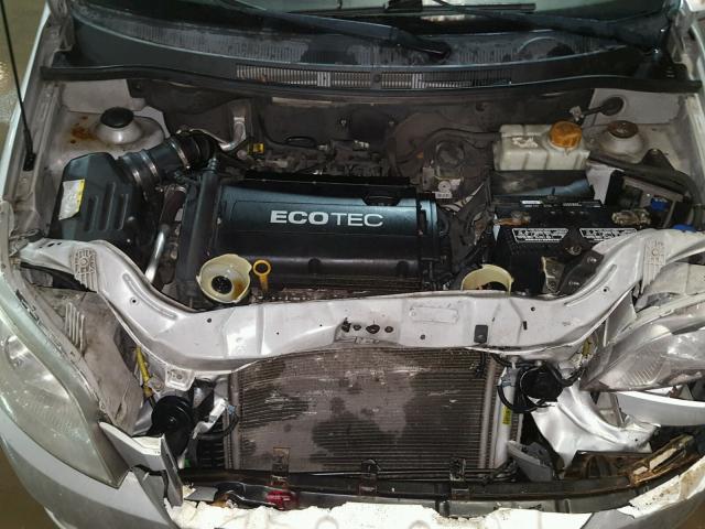 KL1TD6DE0AB100445 - 2010 CHEVROLET AVEO LS 银色 照片 7