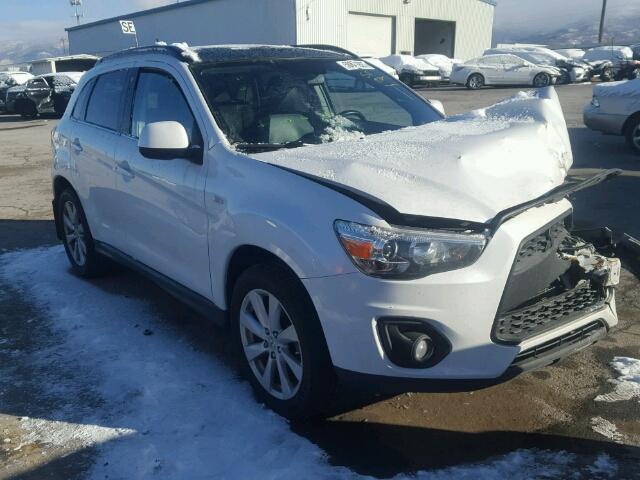 4A4AP4AU0EE011463 - 2014 MITSUBISHI OUTLANDER WHITE photo 1