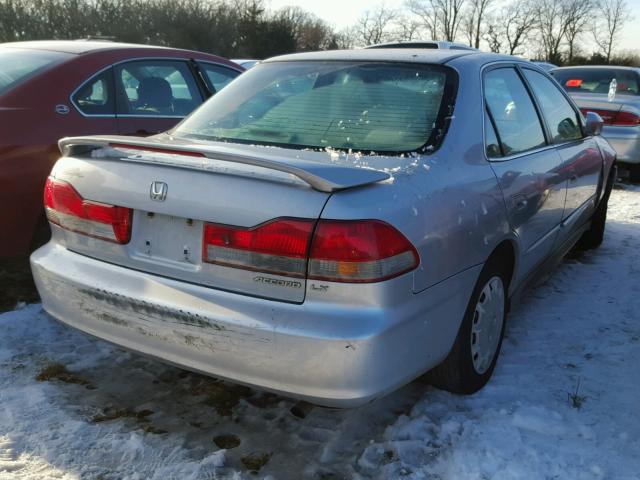 1HGCG56412A133090 - 2002 HONDA ACCORD LX GRAY photo 4