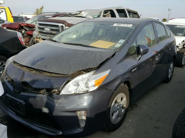 JTDKN3DU1D1725325 - 2013 TOYOTA PRIUS GRAY photo 2