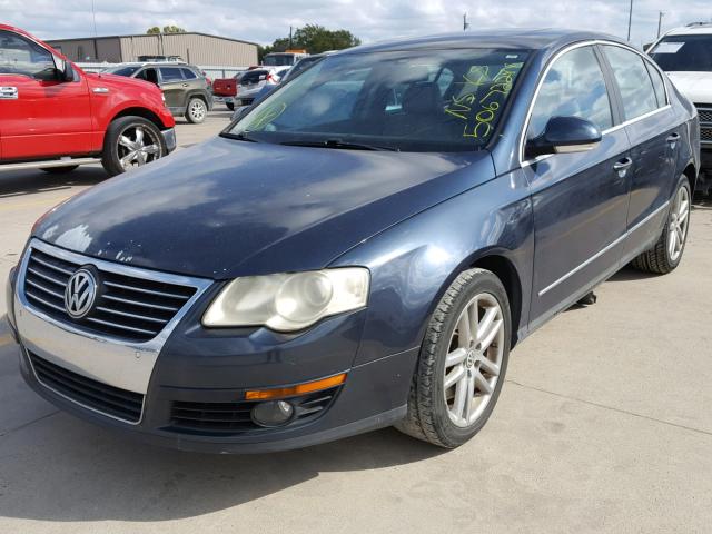 WVWEK73C08E210403 - 2008 VOLKSWAGEN PASSAT LUX BLUE photo 2