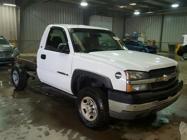 1GBHC24UX3E351478 - 2003 CHEVROLET SILVERADO WHITE photo 1