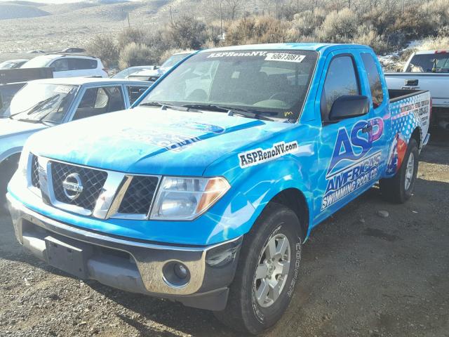 1N6AD06W95C409024 - 2005 NISSAN FRONTIER K BLUE photo 2