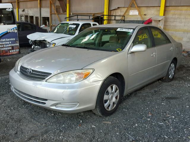 4T1BE32K33U675117 - 2003 TOYOTA CAMRY LE SILVER photo 2