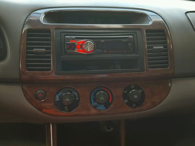 4T1BE32K33U675117 - 2003 TOYOTA CAMRY LE 银色 照片 9