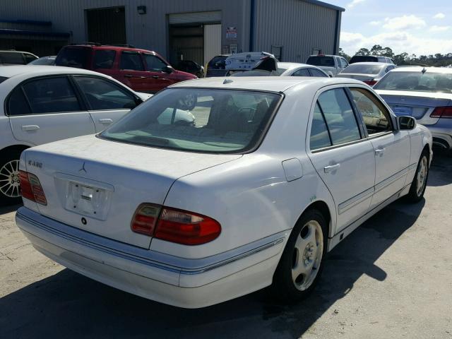 WDBJF70J5YB092046 - 2000 MERCEDES-BENZ E 430 WHITE photo 4