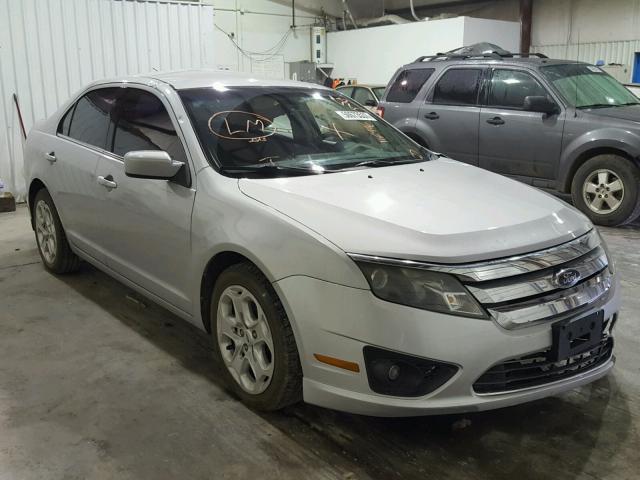 3FAHP0HA5AR135235 - 2010 FORD FUSION SE WHITE photo 1