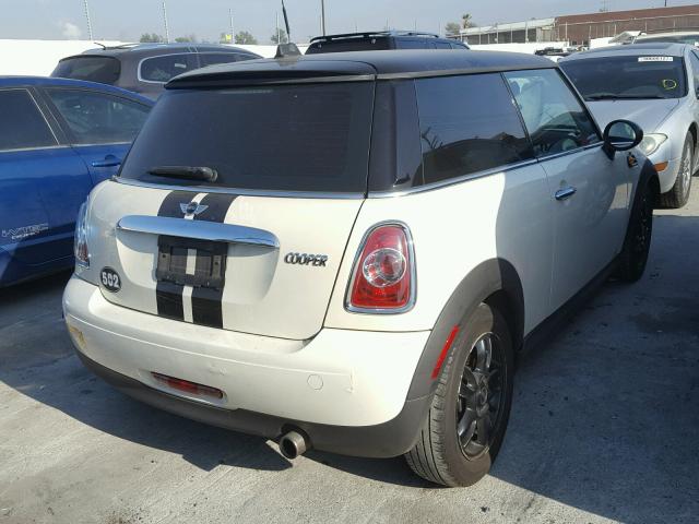 WMWSU3C55BT253562 - 2011 MINI COOPER CREAM photo 4