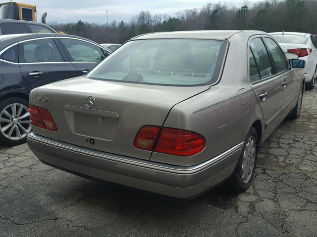 WDBJF55F2VA365549 - 1997 MERCEDES-BENZ E 320 TAN photo 4