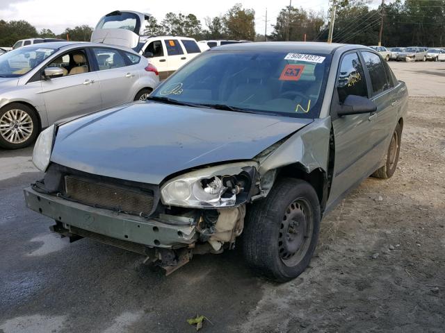 1G1ZS54884F217340 - 2004 CHEVROLET MALIBU GREEN photo 2