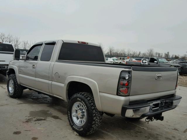 1GCHK29194E173433 - 2004 CHEVROLET SILVERADO BEIGE photo 3