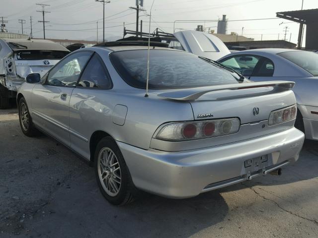 JH4DC4366YS001748 - 2000 ACURA INTEGRA GS SILVER photo 3