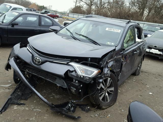 JTMRFREV0HD210326 - 2017 TOYOTA RAV4 XLE GRAY photo 2