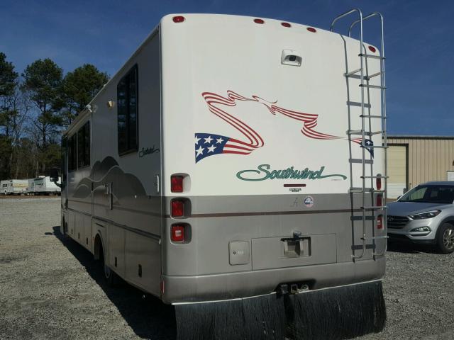 1GBLP37J8V3307421 - 1997 COACH SOUTHWIND TWO TONE photo 3