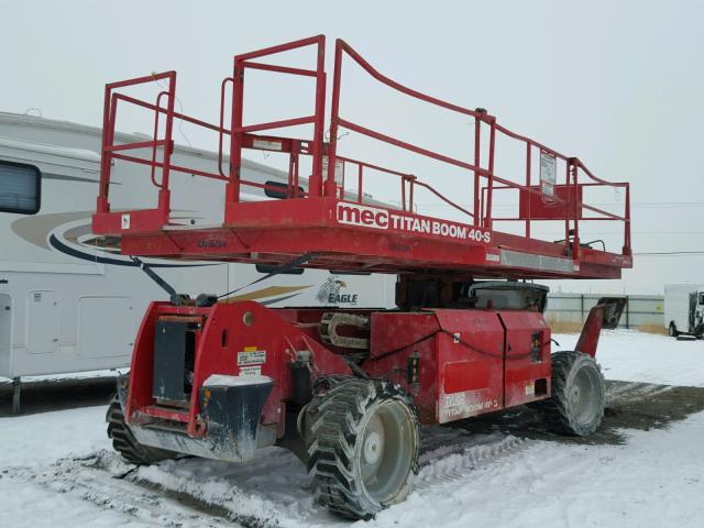 12400105 - 2012 MEC LIFT RED photo 4