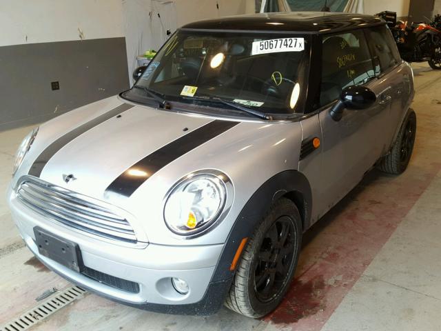 WMWMF3C53ATZ24213 - 2010 MINI COOPER SILVER photo 2