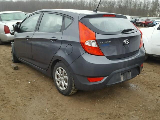 KMHCT5AE9CU027623 - 2012 HYUNDAI ACCENT GLS GRAY photo 3