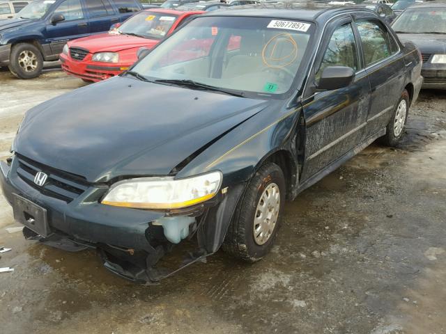 1HGCF86621A105139 - 2001 HONDA ACCORD VAL GREEN photo 2