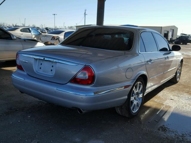 SAJEA71C24SG01574 - 2004 JAGUAR XJ8 SILVER photo 4