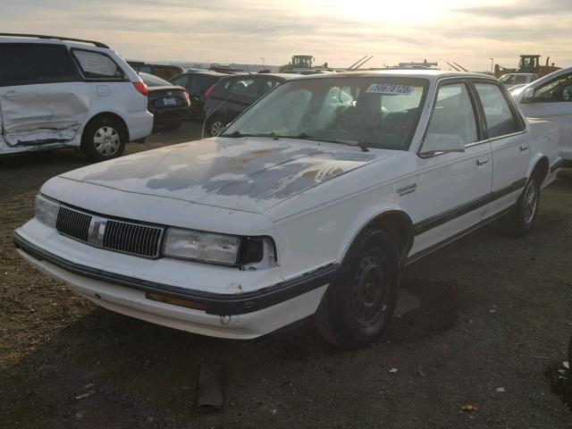 1G3AM54N2L6301785 - 1990 OLDSMOBILE CUTLASS CI WHITE photo 2