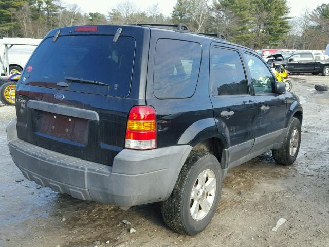 1FMYU03135KA55285 - 2005 FORD ESCAPE XLT BLACK photo 4