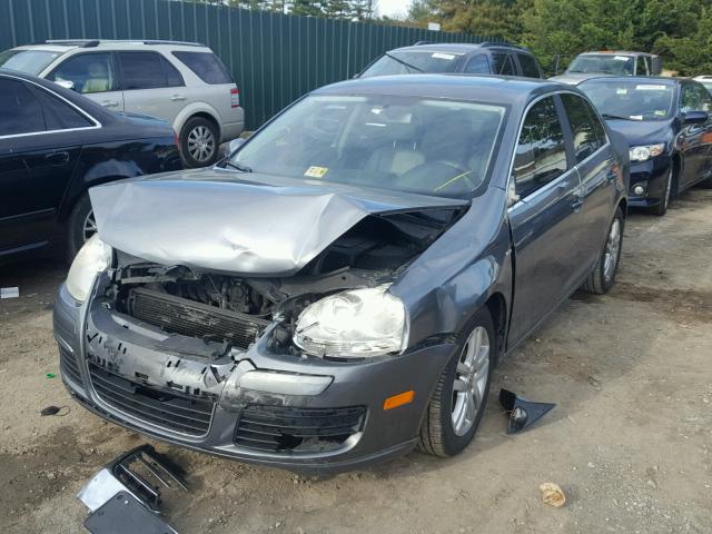 3VWEG71K37M138825 - 2007 VOLKSWAGEN JETTA WOLF SILVER photo 2