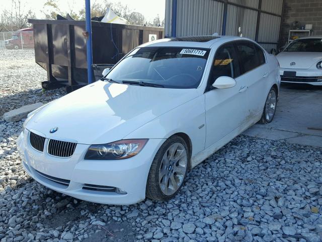 WBAVB73518VH24438 - 2008 BMW 335 I WHITE photo 2