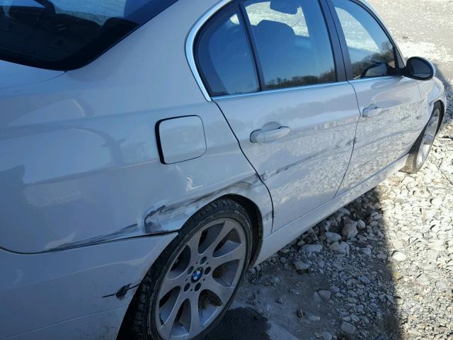 WBAVB73518VH24438 - 2008 BMW 335 I WHITE photo 9