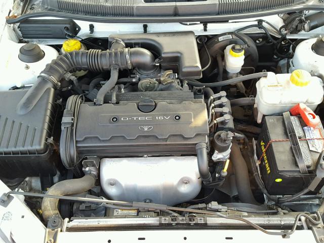 KLAJB82Z92K745028 - 2002 DAEWOO NUBIRA CDX WHITE photo 7