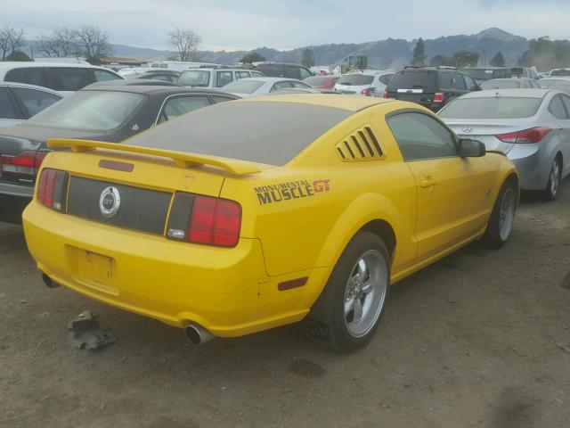 1ZVFT82H465203873 - 2006 FORD MUSTANG GT YELLOW photo 4