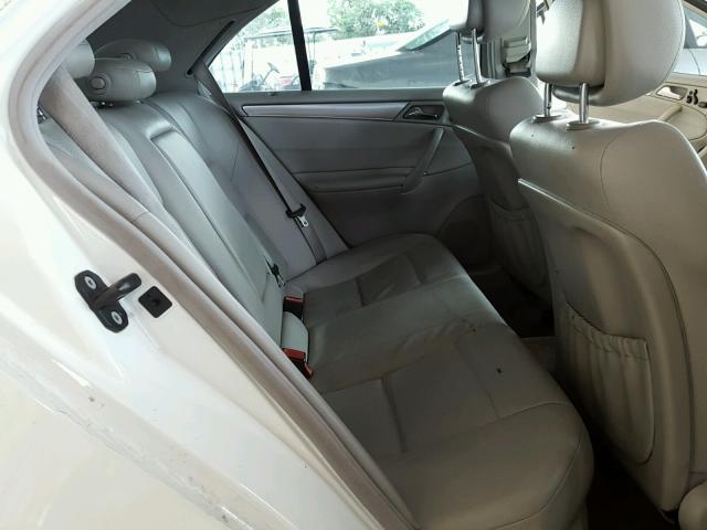 WDBRF52H76F754183 - 2006 MERCEDES-BENZ C GENERATI WHITE photo 6