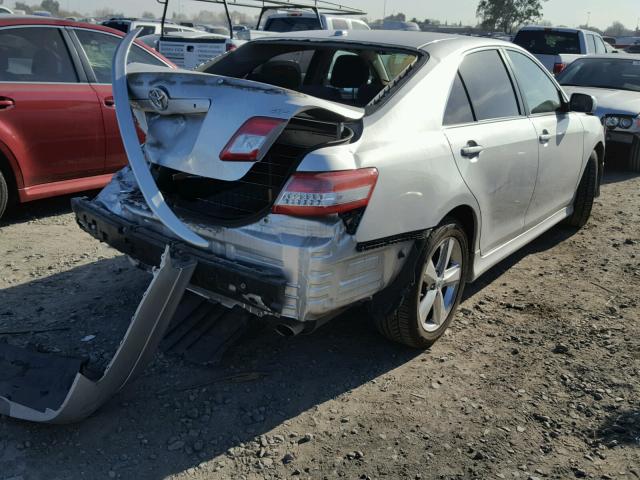 4T1BF3EK7BU175811 - 2011 TOYOTA CAMRY BASE SILVER photo 4