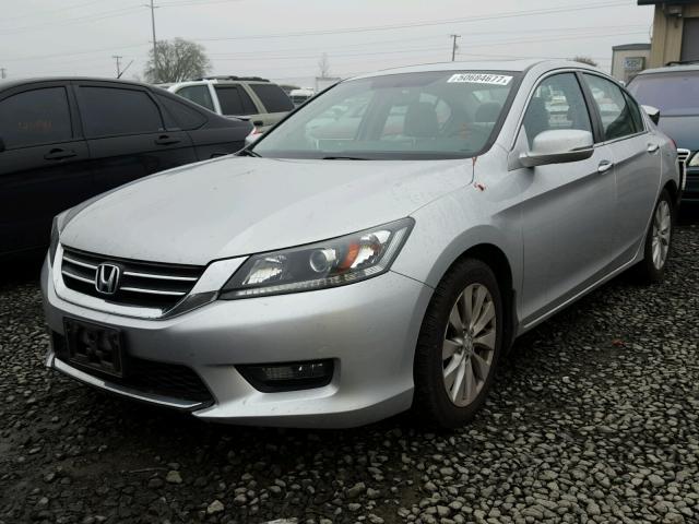 1HGCR2F75EA015583 - 2014 HONDA ACCORD EX SILVER photo 2