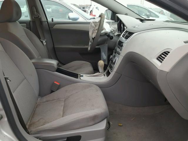 1G1ZB5EB2AF302678 - 2010 CHEVROLET MALIBU LS SILVER photo 5
