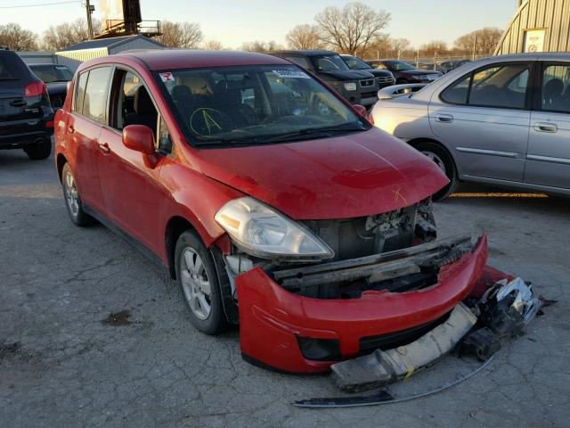 3N1BC13E19L406708 - 2009 NISSAN VERSA S RED photo 1