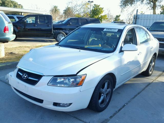 5NPEU46F47H212295 - 2007 HYUNDAI SONATA SE WHITE photo 2