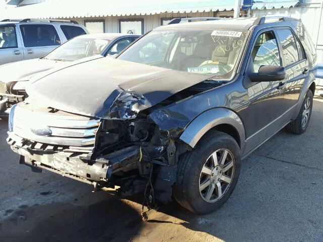 1FMDK02W68GA19020 - 2008 FORD TAURUS X S GRAY photo 2