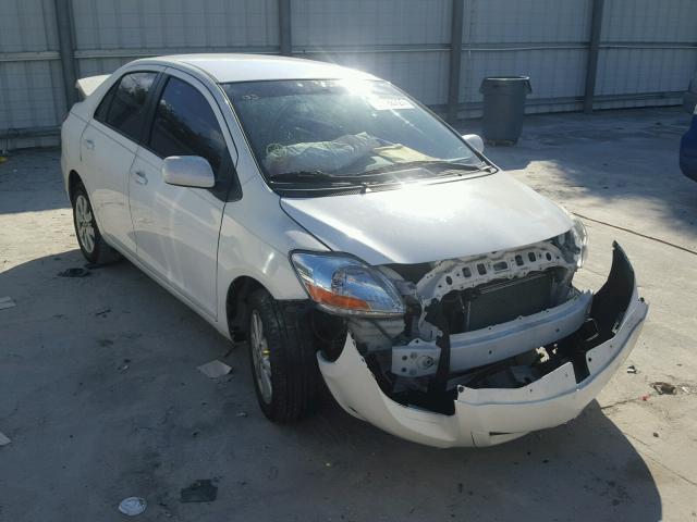 JTDBT903191298211 - 2009 TOYOTA YARIS WHITE photo 1