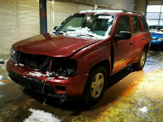 1GNDT13S932338024 - 2003 CHEVROLET TRAILBLAZE RED photo 2